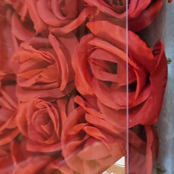 Ashland Spring Printemps Floral Accent 24 Pieces - Picture 3 of 5